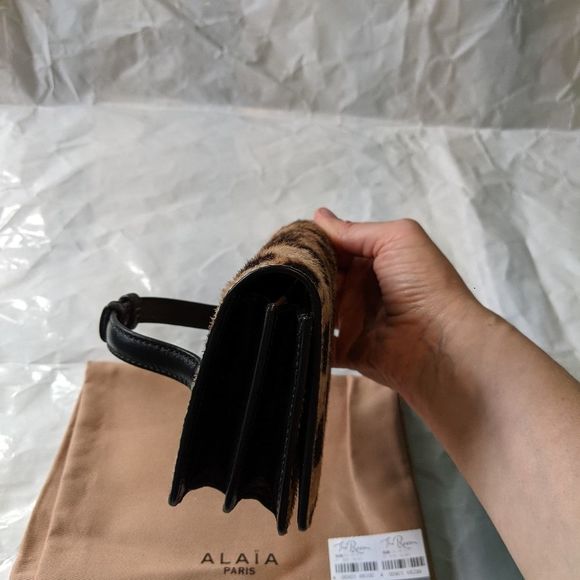 Alaia mini wristlet clutch bag BNWT - Picture 8 of 10
